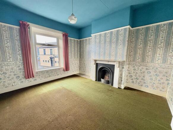 4 bed Terraced for sale Image 6
