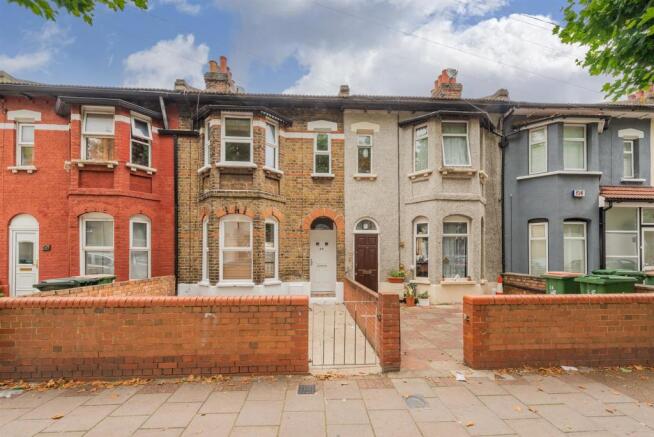 Harold-Road-London-terraced-house-DSC_1643.jpg