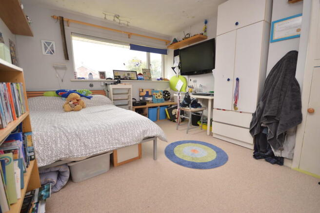 Photo 8