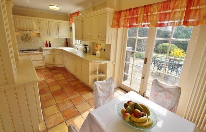 Kitchen.JPG