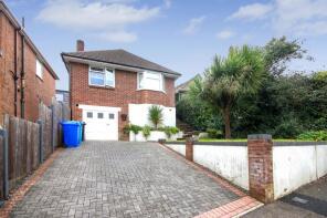 38, Foxholes Road, Poole BH15 3NA