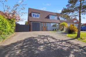 117, Needlers End Lane, Balsall Common, Coventry CV7 7AA