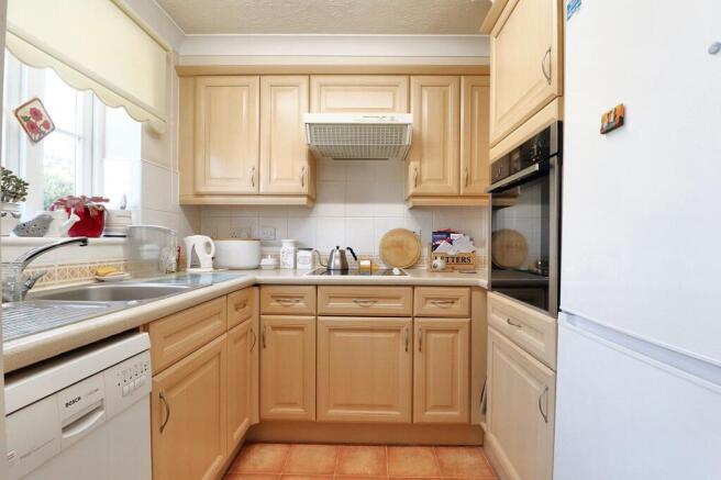 Photo 11