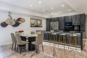 113, Eastbourne Mews, London W2 6LQ