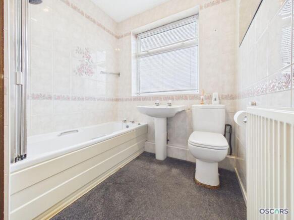 3 bed Semi-Detached for sale Image 8