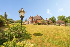 1 Westfield Lodge, High Oakham Drive, Mansfield NG18 5AL
