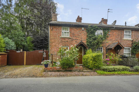 Green Lane, Poynton, SK12