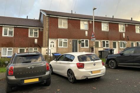 Owen Square, Walmer, CT14