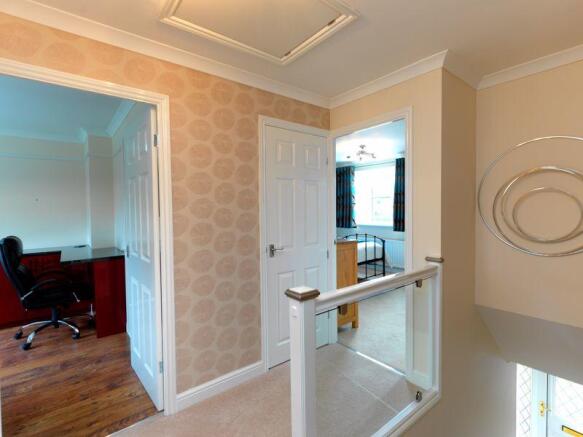 Photo 11