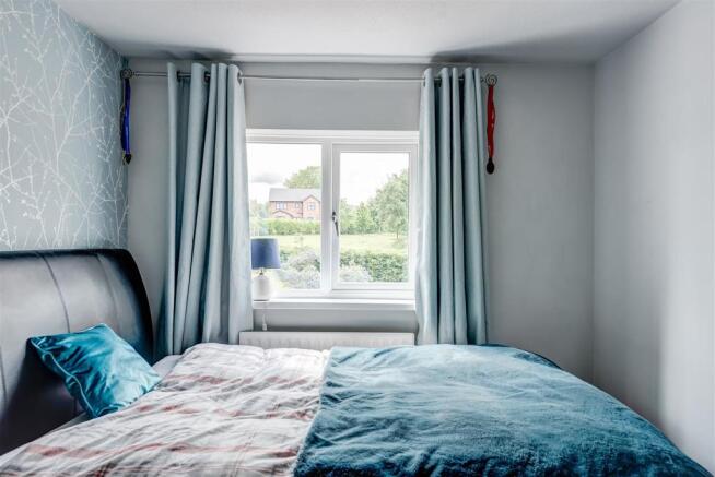 36FarnabyDrive(Interior)(20of25).jpg