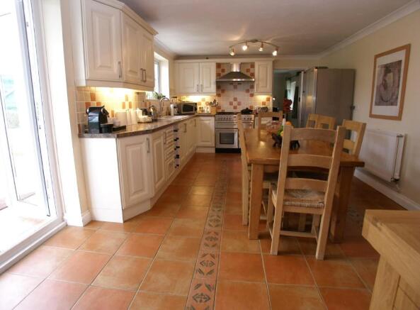Kitchen/ Breakfast
