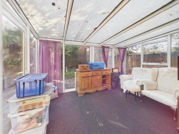 CAM01740G0-PR0529-STILL006