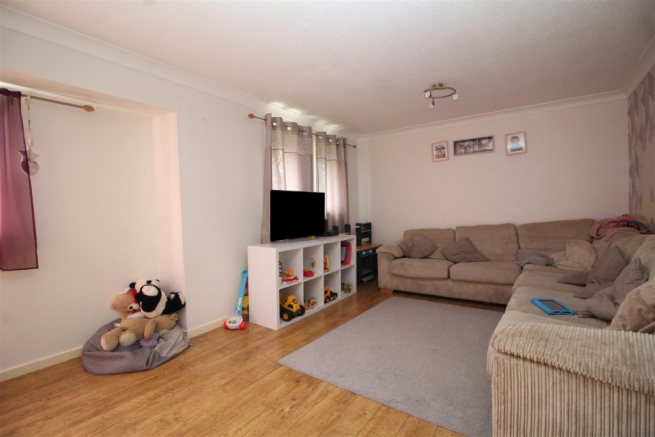 Living room 2 .png