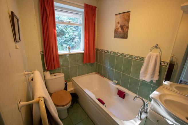 Photo 12