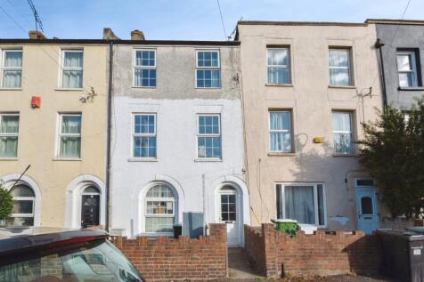 Wellington Street, Gravesend, Kent, DA12