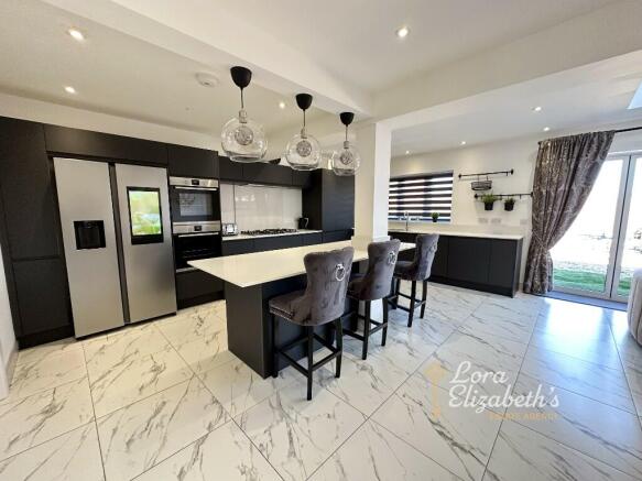 Kitchen/Diner/Lounge