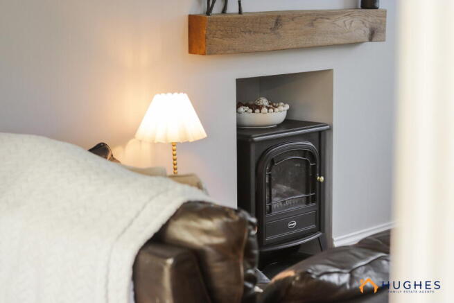 4 bed Detached for sale Image 10