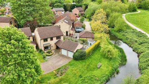Belton Grove, Grantham