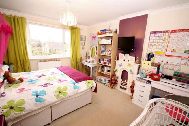 BEDROOM 3
