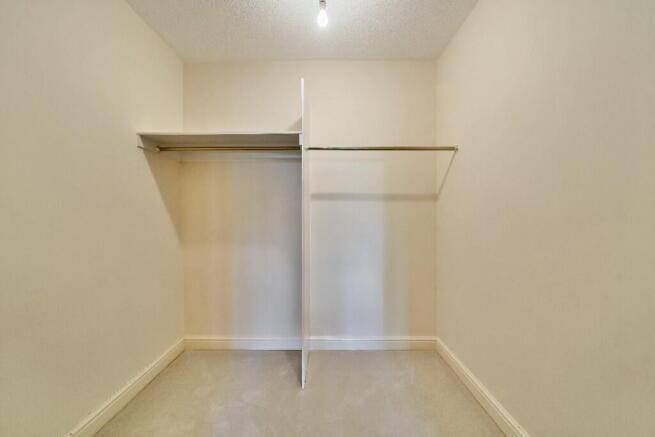 Walk-in Wardrobe