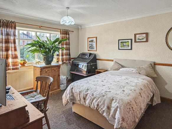 2 bed Detached Bungalow for sale Image 11
