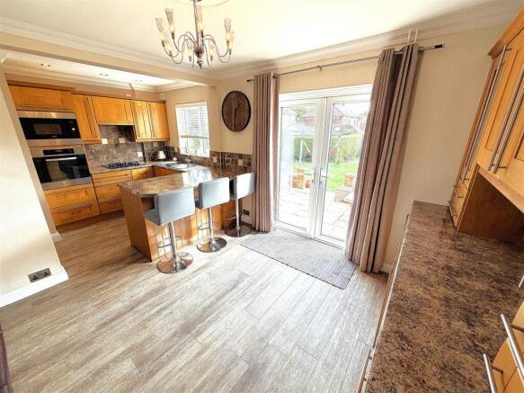 Occupation Road, Corby photo 3