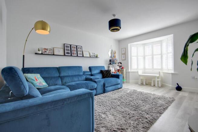 Bluebird Drive (10).jpg