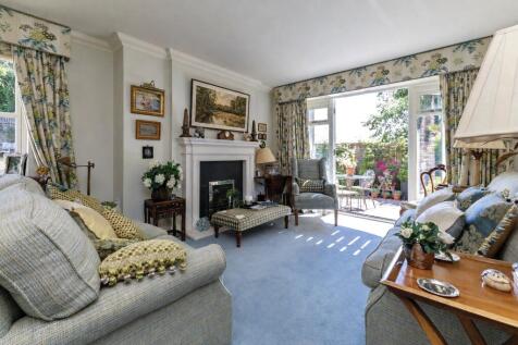 High Street, Haslemere, Surrey, GU27
