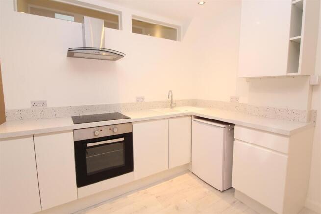 1 Padna Mews, Hatfield Road (3).JPG