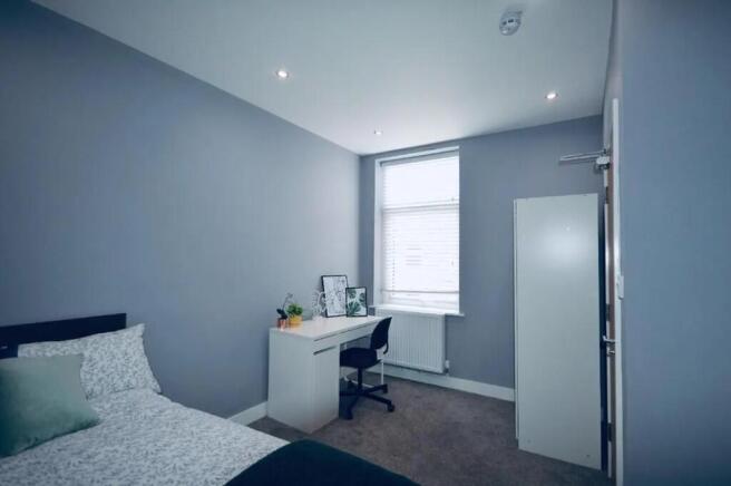 aaaf6e603ac5584f4...