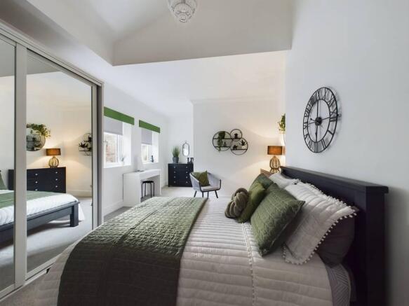 5 bed Detached for sale Image 12