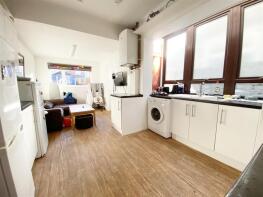 62, Percy Road, Southsea PO4 0BJ