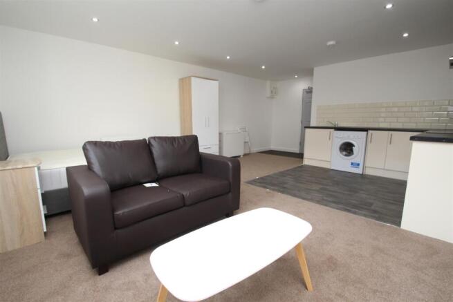 19 bed Block of Apartments for sale Image 4
