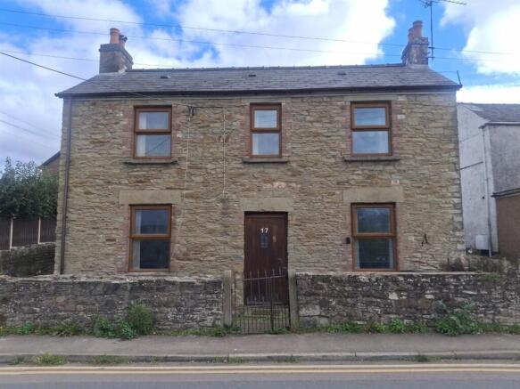 3-bed detached on Heywood Road, CINDERFORD, £151,000