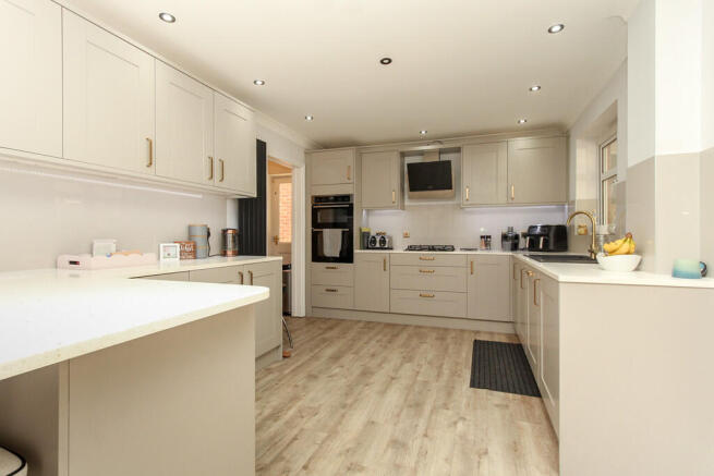 Kitchen/Dining/Fa...