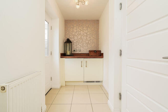 4 bed Detached for sale Image 8