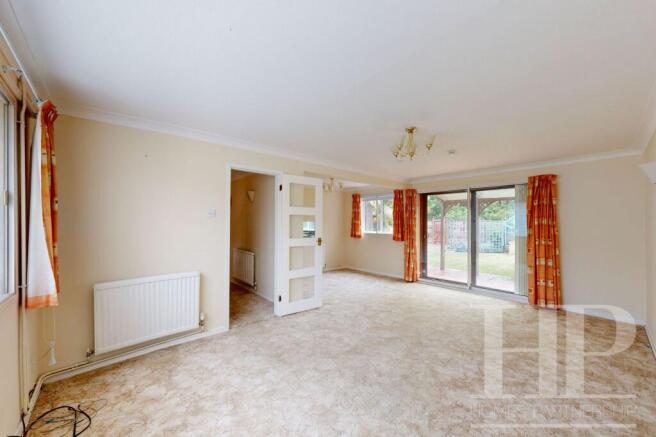 Lounge/dining room
