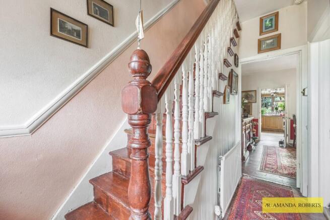 Leighton Road, London, EN1 photo 4