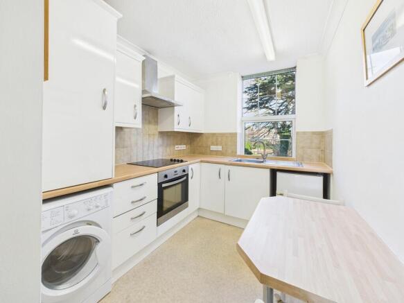 CAM02854G0-PR0490...