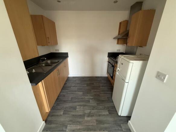 1 bed Apartment to rent Image 5