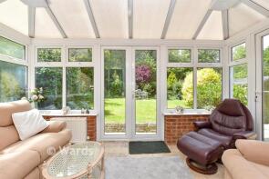 2, Papion Grove, Chatham ME5 9BS