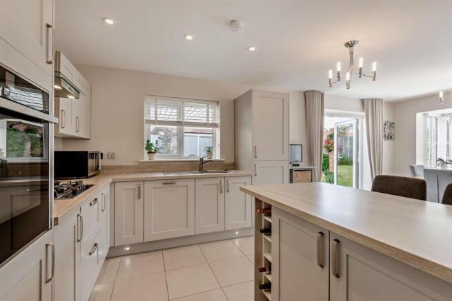 8662299-interior04-800.jpg