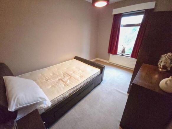 3 bed Terraced for sale Image 7