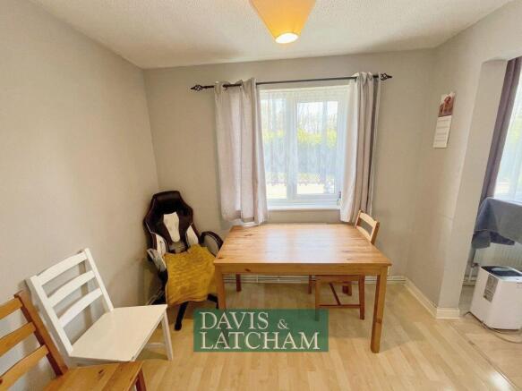 Imberwood Close, Warminster photo 4