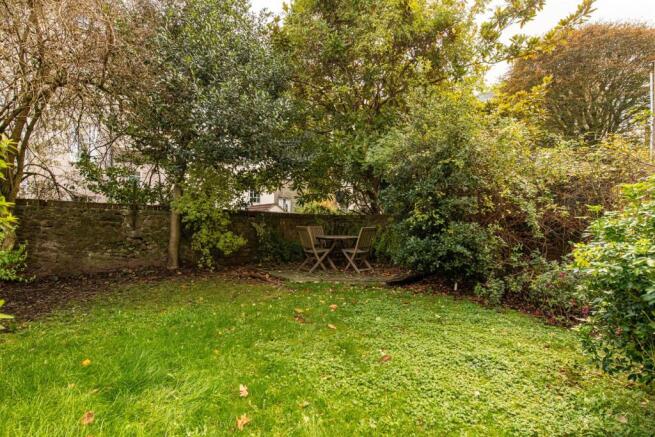 Garden_2.jpg