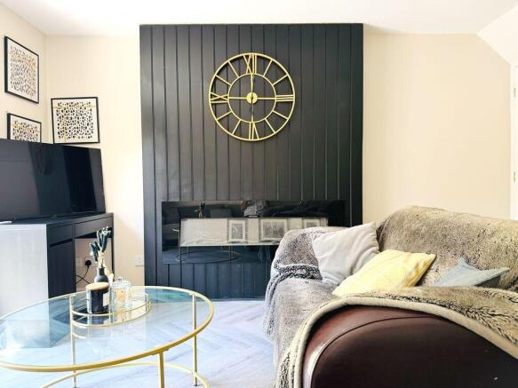 2 bed Terraced for sale Image 6