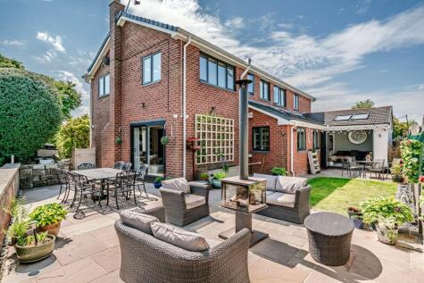 Willow Close, Anderton, PR6