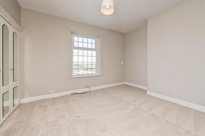 2 bed Detached for sale Image 9