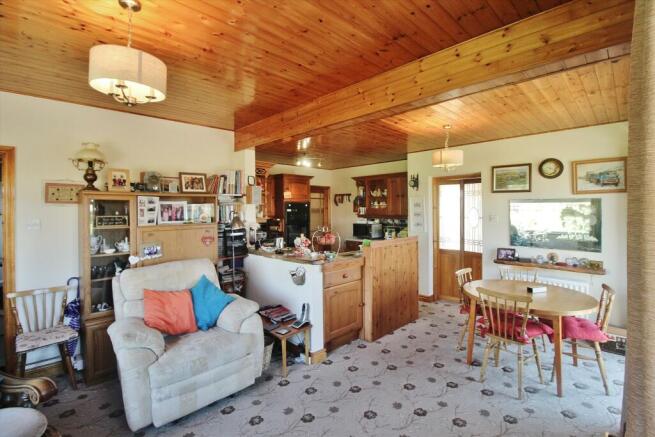 Kitchen Diner New 2
