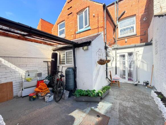 3 bed Terraced for sale Image 12